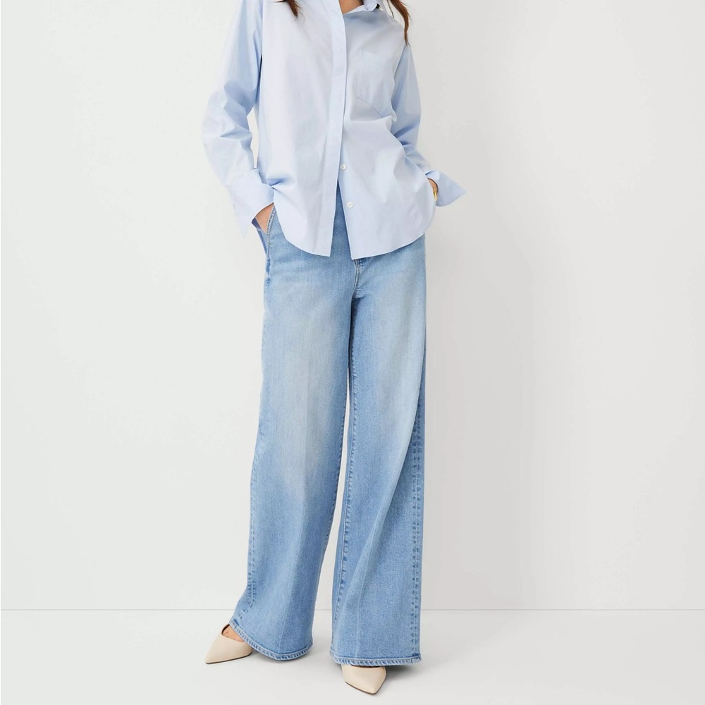 Ann Taylor High Rise Trouser Jeans in Light Wash Indigo Size 2 Blue Denim
